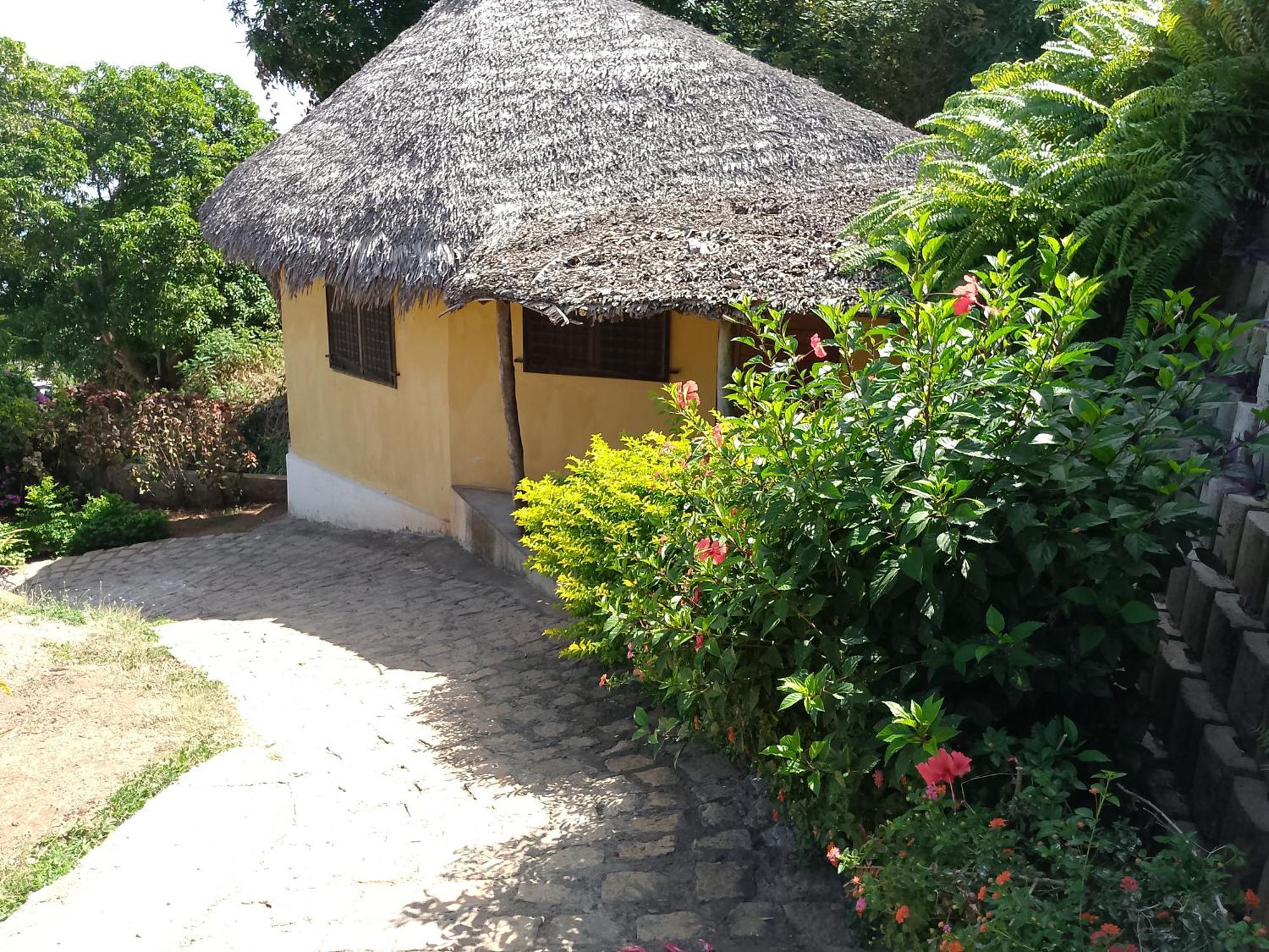 Colibri Lodge Ambatoloaka  Exterior foto